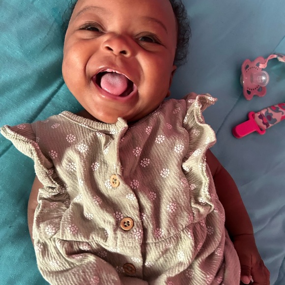 Meet your Posher, Tiffany - Picture 4 of 11